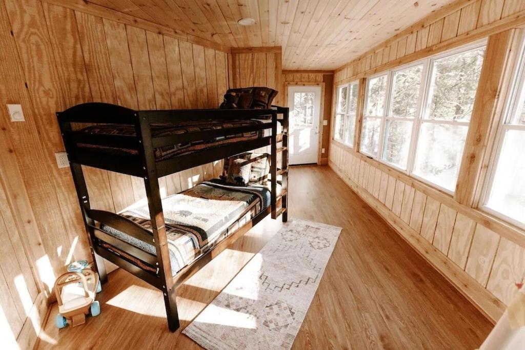 Cabin With Treehouse Views, 3 King Beds, 4 Bunks, And Large Hot Tub! Gatlinburg Zewnętrze zdjęcie