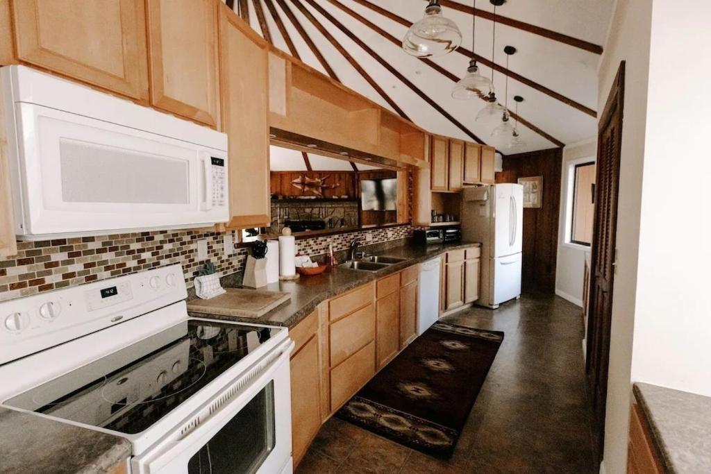 Cabin With Treehouse Views, 3 King Beds, 4 Bunks, And Large Hot Tub! Gatlinburg Zewnętrze zdjęcie